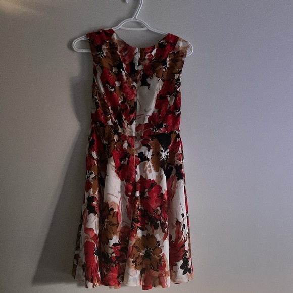 Floral Print Sleeveless Dress, Sz 6 - Picture 2 of 3